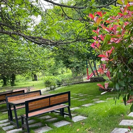 Bar Restorant Geshtenja Szálloda