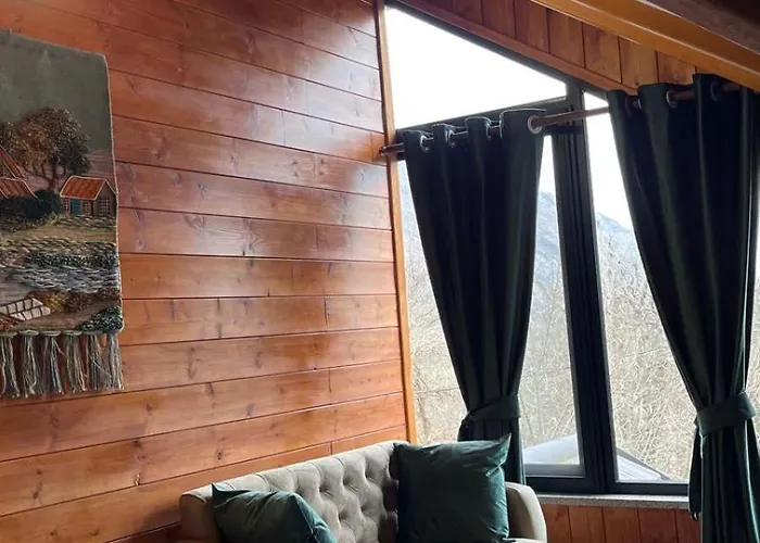 Bar Restorant Geshtenja Отель *