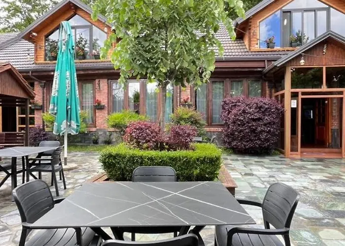 Bar Restorant Geshtenja Отель *